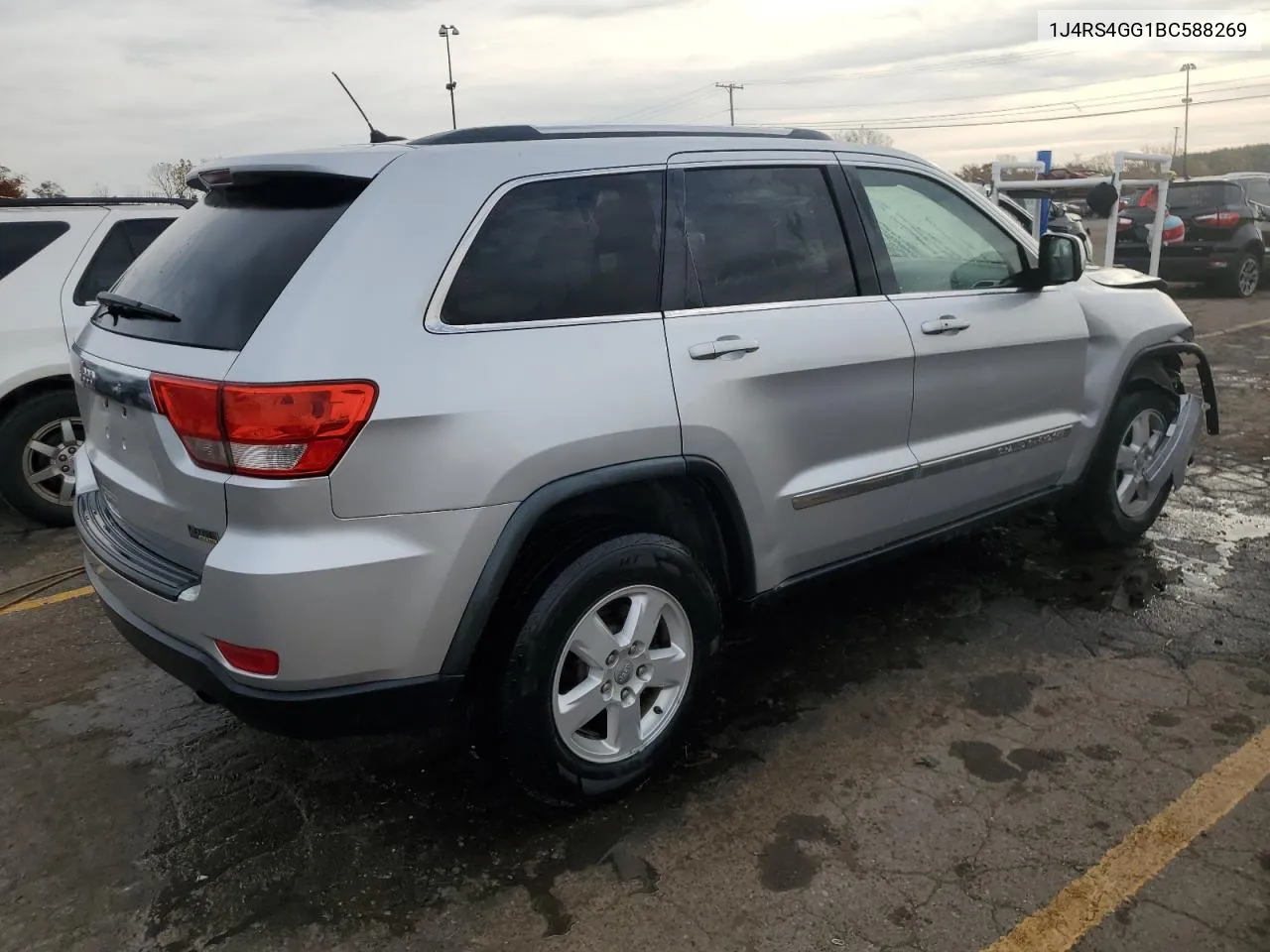 2011 Jeep Grand Cherokee Laredo VIN: 1J4RS4GG1BC588269 Lot: 77108334