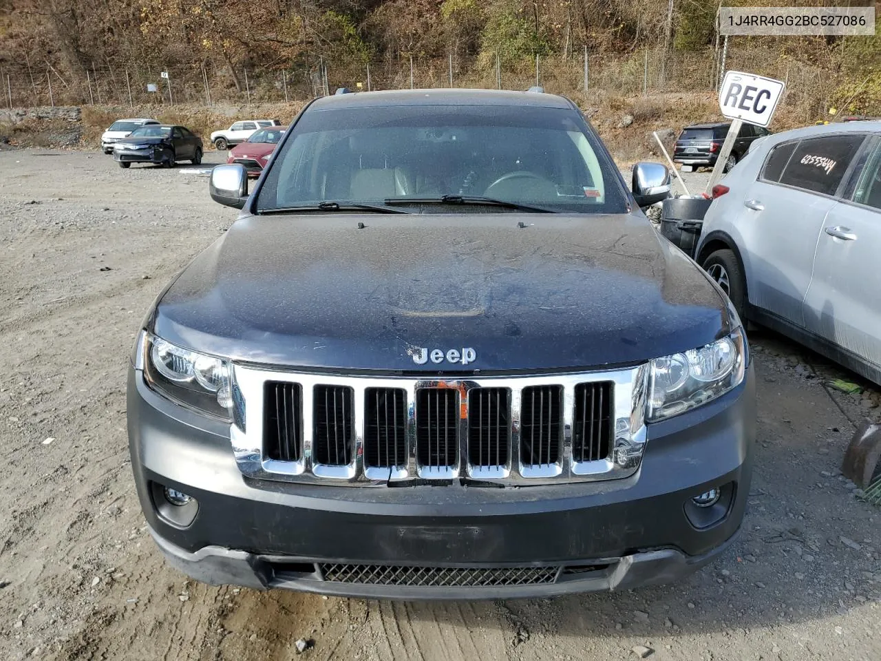 2011 Jeep Grand Cherokee Laredo VIN: 1J4RR4GG2BC527086 Lot: 79006424