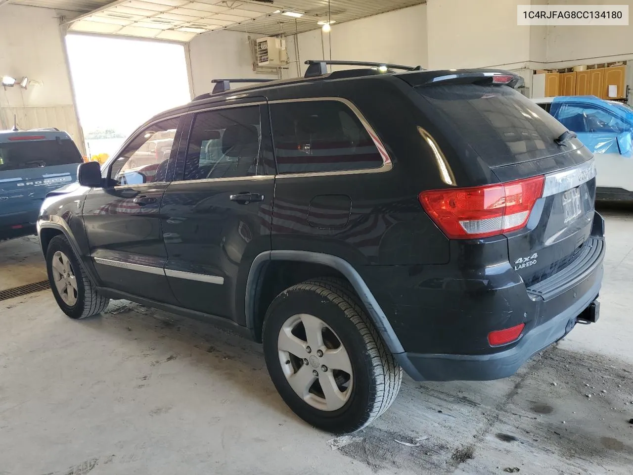 1C4RJFAG8CC134180 2012 Jeep Grand Cherokee Laredo