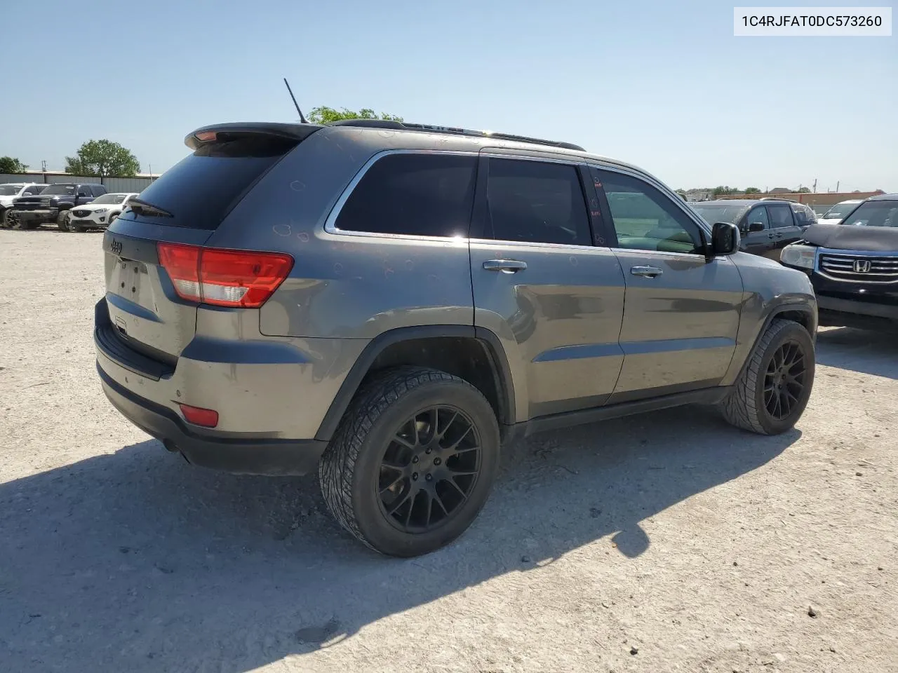 2013 Jeep Grand Cherokee Laredo VIN: 1C4RJFAT0DC573260 Lot: 50797634