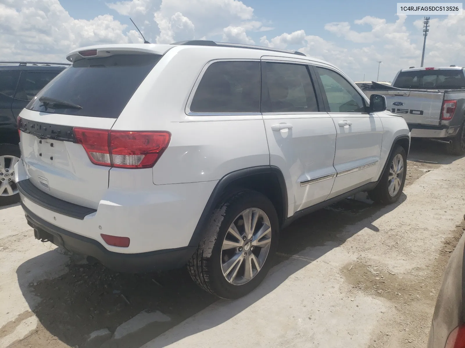 2013 Jeep Grand Cherokee Laredo VIN: 1C4RJFAG5DC513526 Lot: 53050253