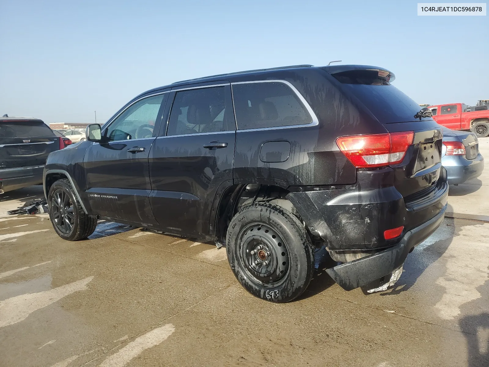 1C4RJEAT1DC596878 2013 Jeep Grand Cherokee Laredo