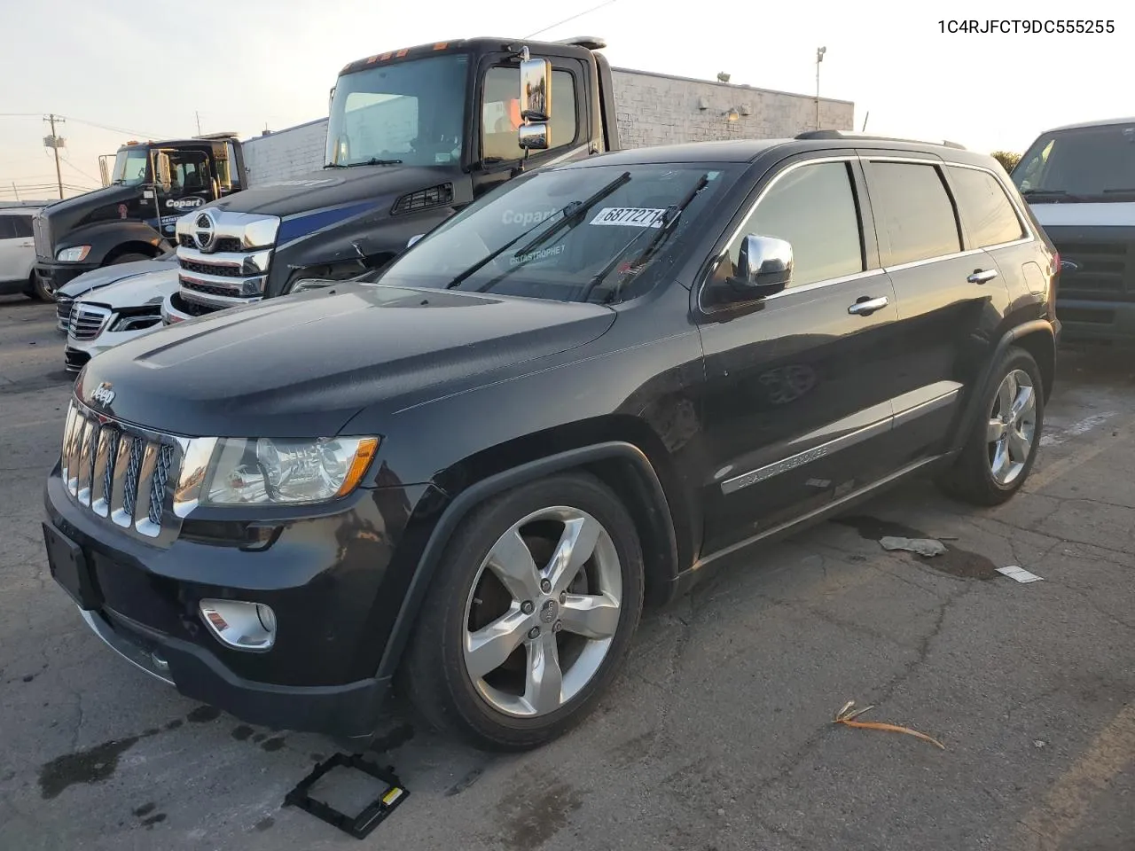 2013 Jeep Grand Cherokee Overland VIN: 1C4RJFCT9DC555255 Lot: 68772714