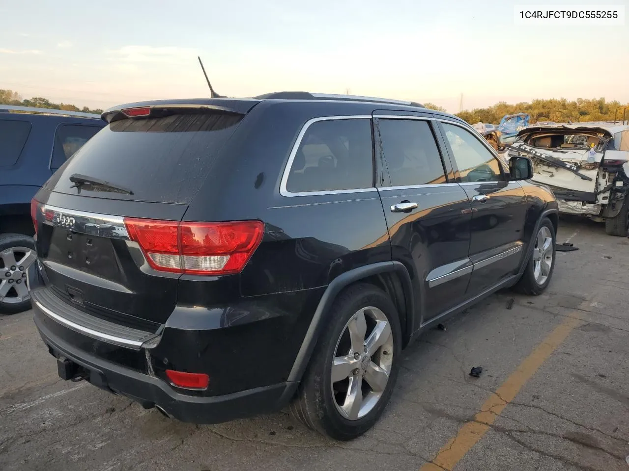 2013 Jeep Grand Cherokee Overland VIN: 1C4RJFCT9DC555255 Lot: 68772714