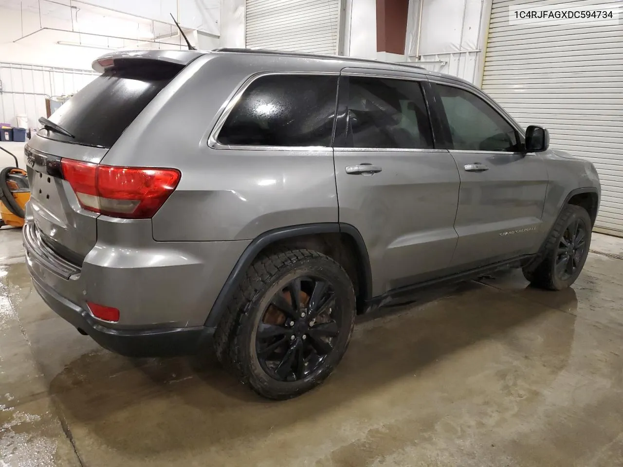 2013 Jeep Grand Cherokee Laredo VIN: 1C4RJFAGXDC594734 Lot: 69673934