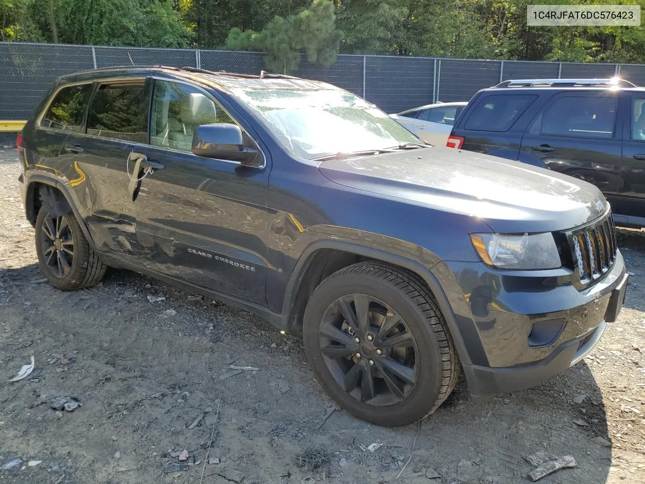 2013 Jeep Grand Cherokee Laredo VIN: 1C4RJFAT6DC576423 Lot: 69772374