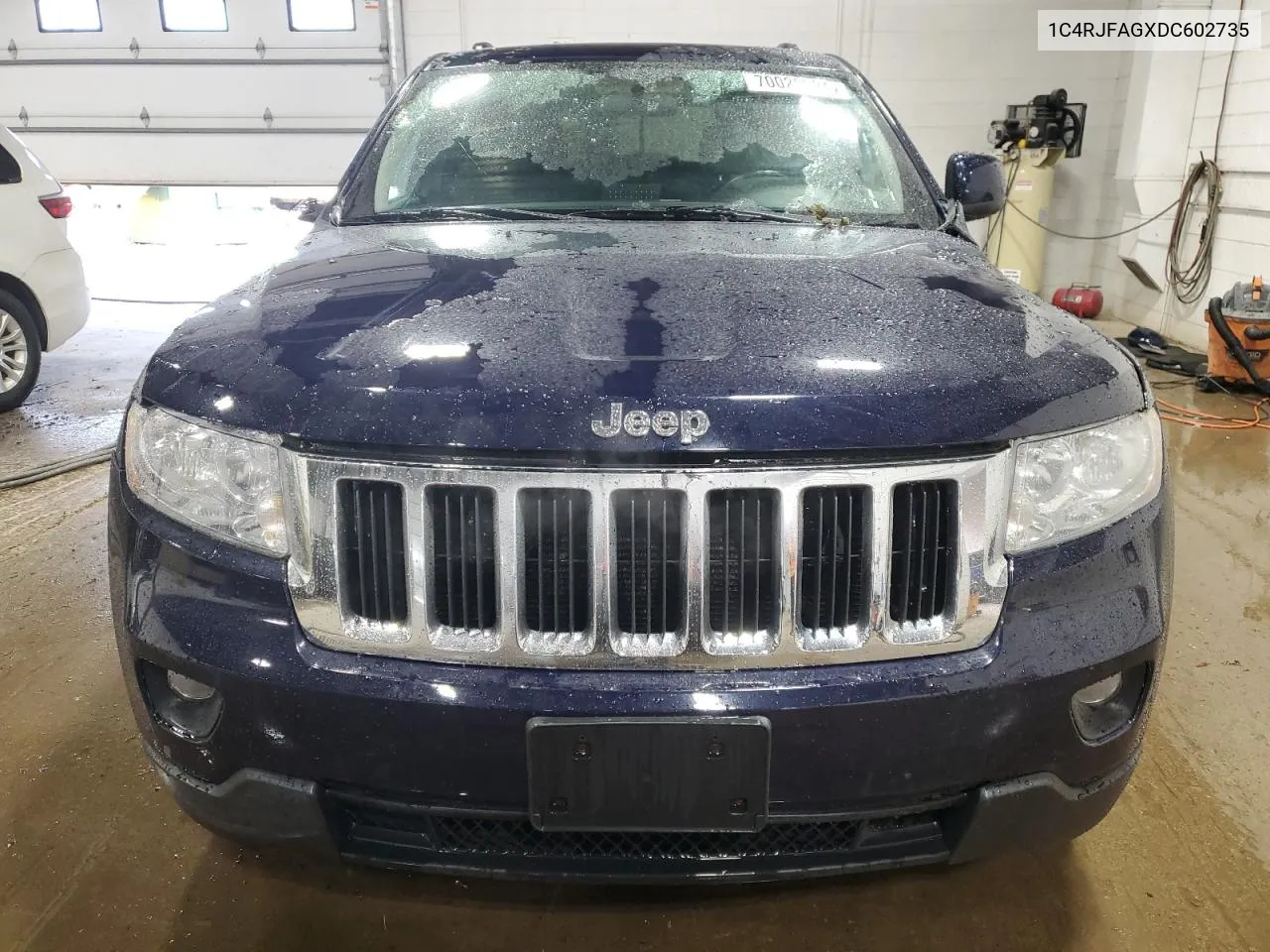 2013 Jeep Grand Cherokee Laredo VIN: 1C4RJFAGXDC602735 Lot: 70020024