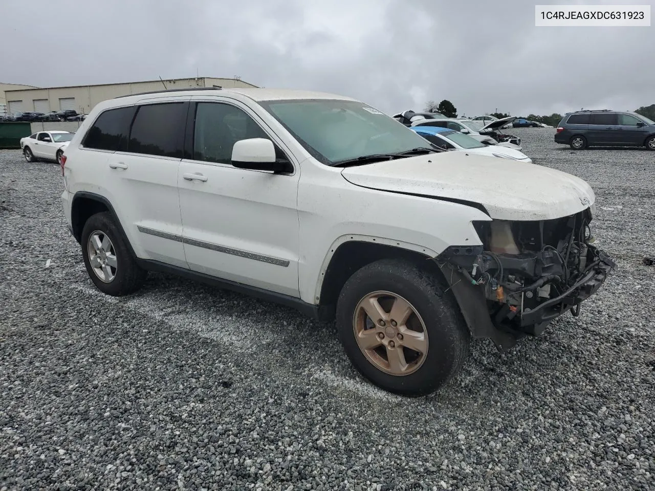 1C4RJEAGXDC631923 2013 Jeep Grand Cherokee Laredo