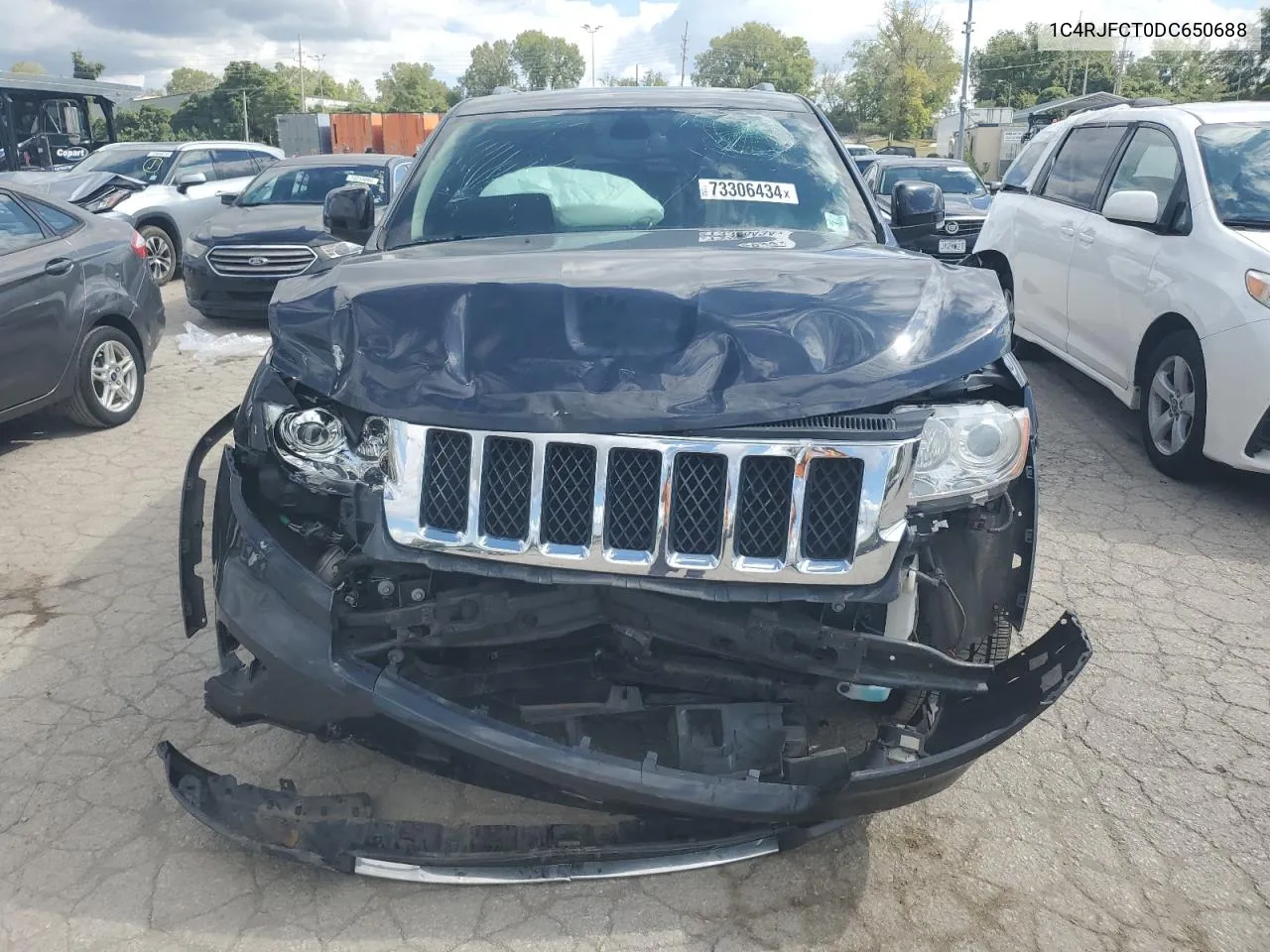 1C4RJFCT0DC650688 2013 Jeep Grand Cherokee Overland