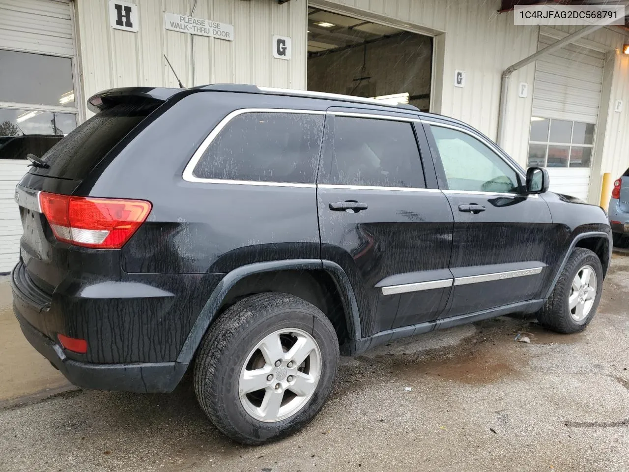 2013 Jeep Grand Cherokee Laredo VIN: 1C4RJFAG2DC568791 Lot: 75678444