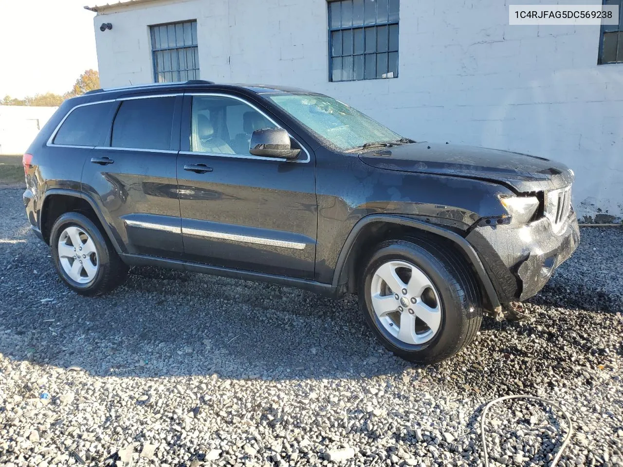 2013 Jeep Grand Cherokee Laredo VIN: 1C4RJFAG5DC569238 Lot: 77128884