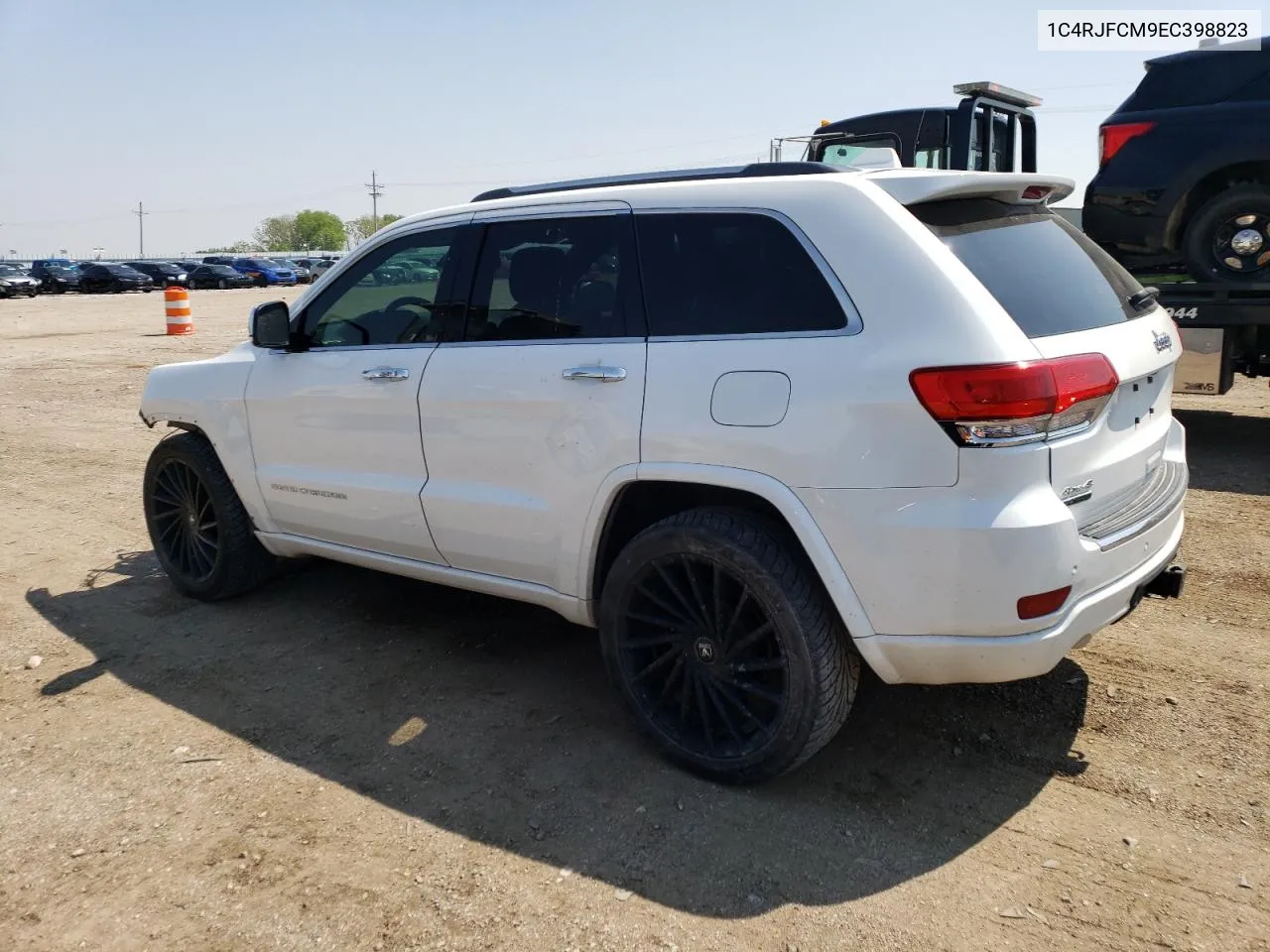 2014 Jeep Grand Cherokee Overland VIN: 1C4RJFCM9EC398823 Lot: 54890074