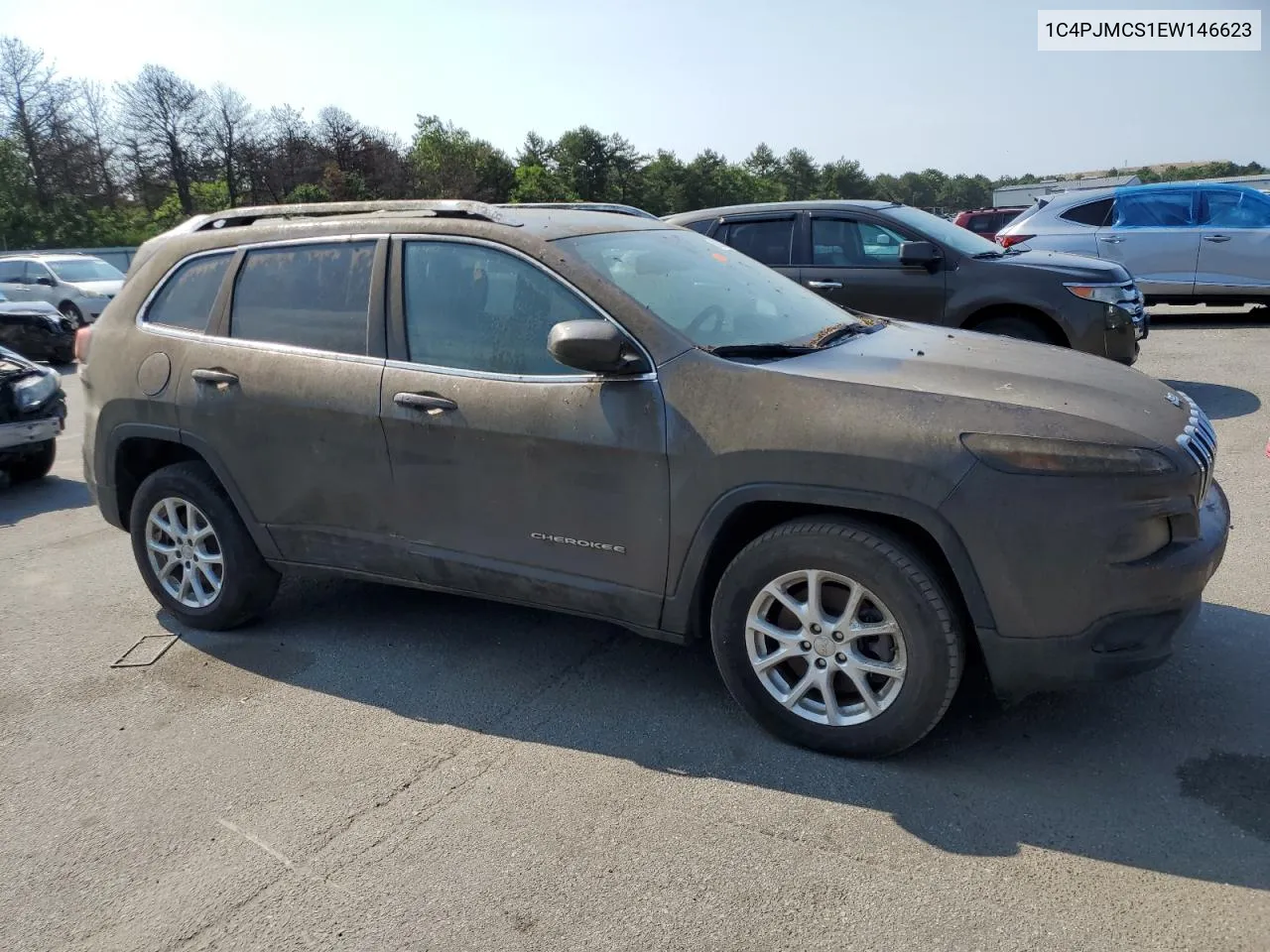 2014 Jeep Cherokee Latitude VIN: 1C4PJMCS1EW146623 Lot: 58923364