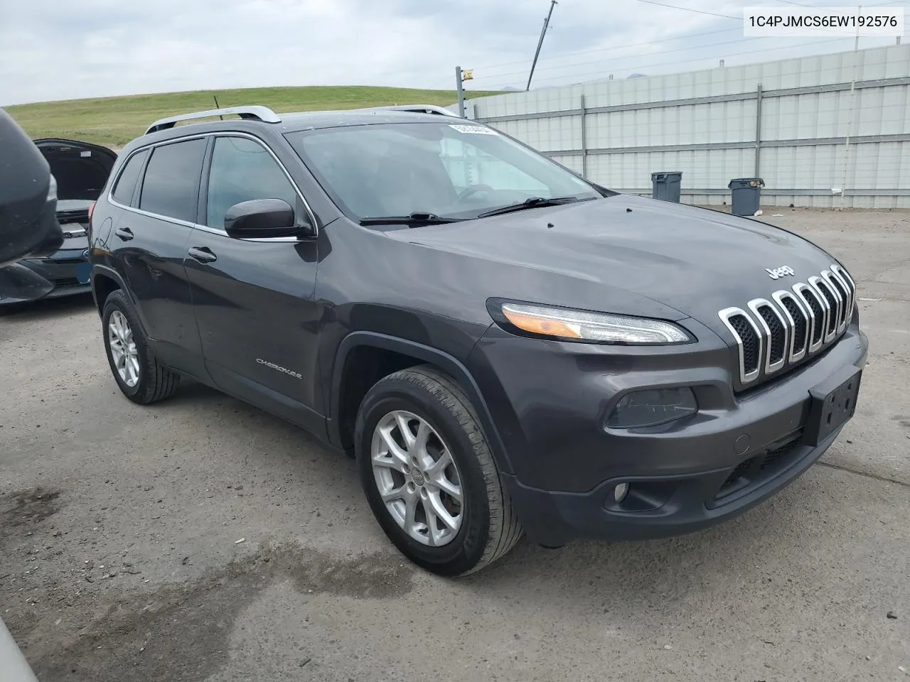 2014 Jeep Cherokee Latitude VIN: 1C4PJMCS6EW192576 Lot: 59104434