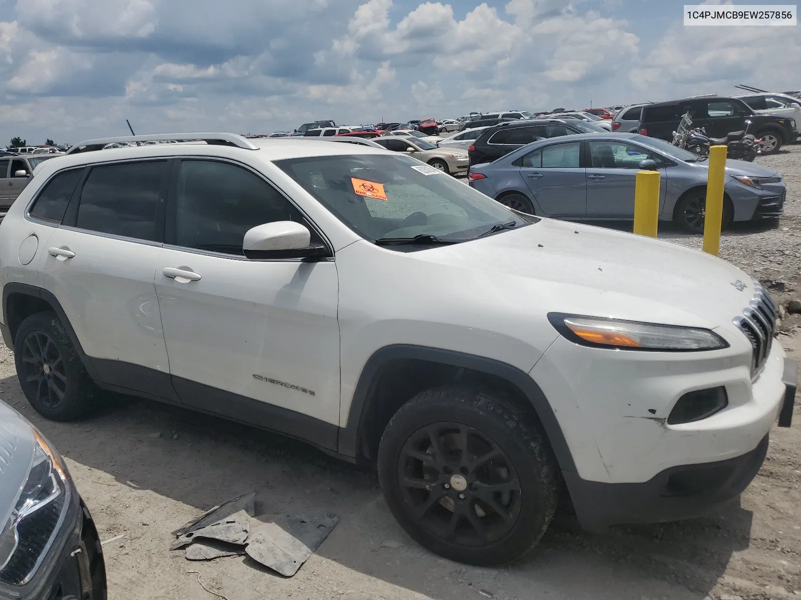 1C4PJMCB9EW257856 2014 Jeep Cherokee Latitude