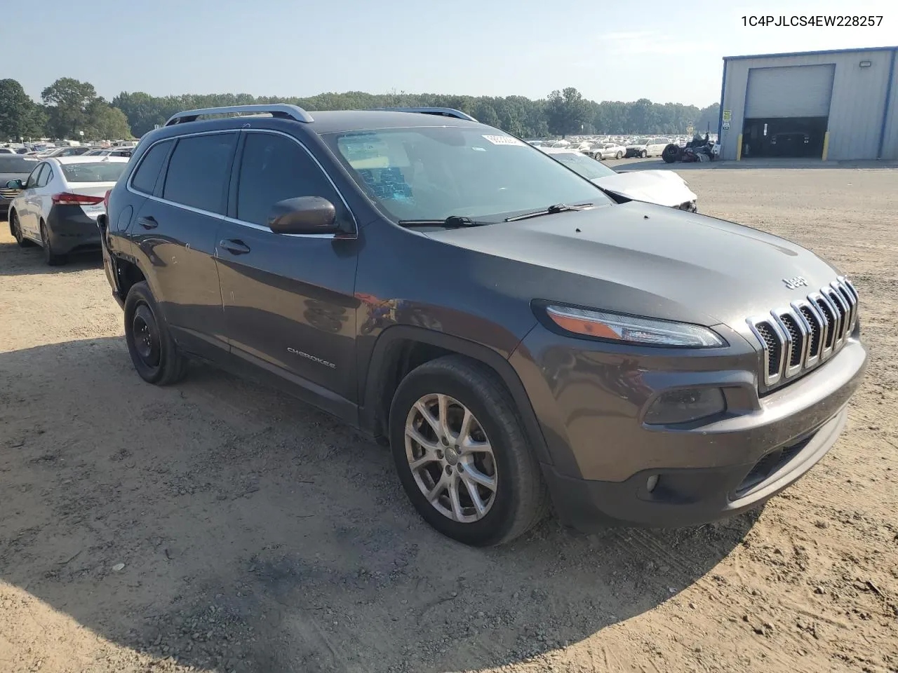 1C4PJLCS4EW228257 2014 Jeep Cherokee Latitude