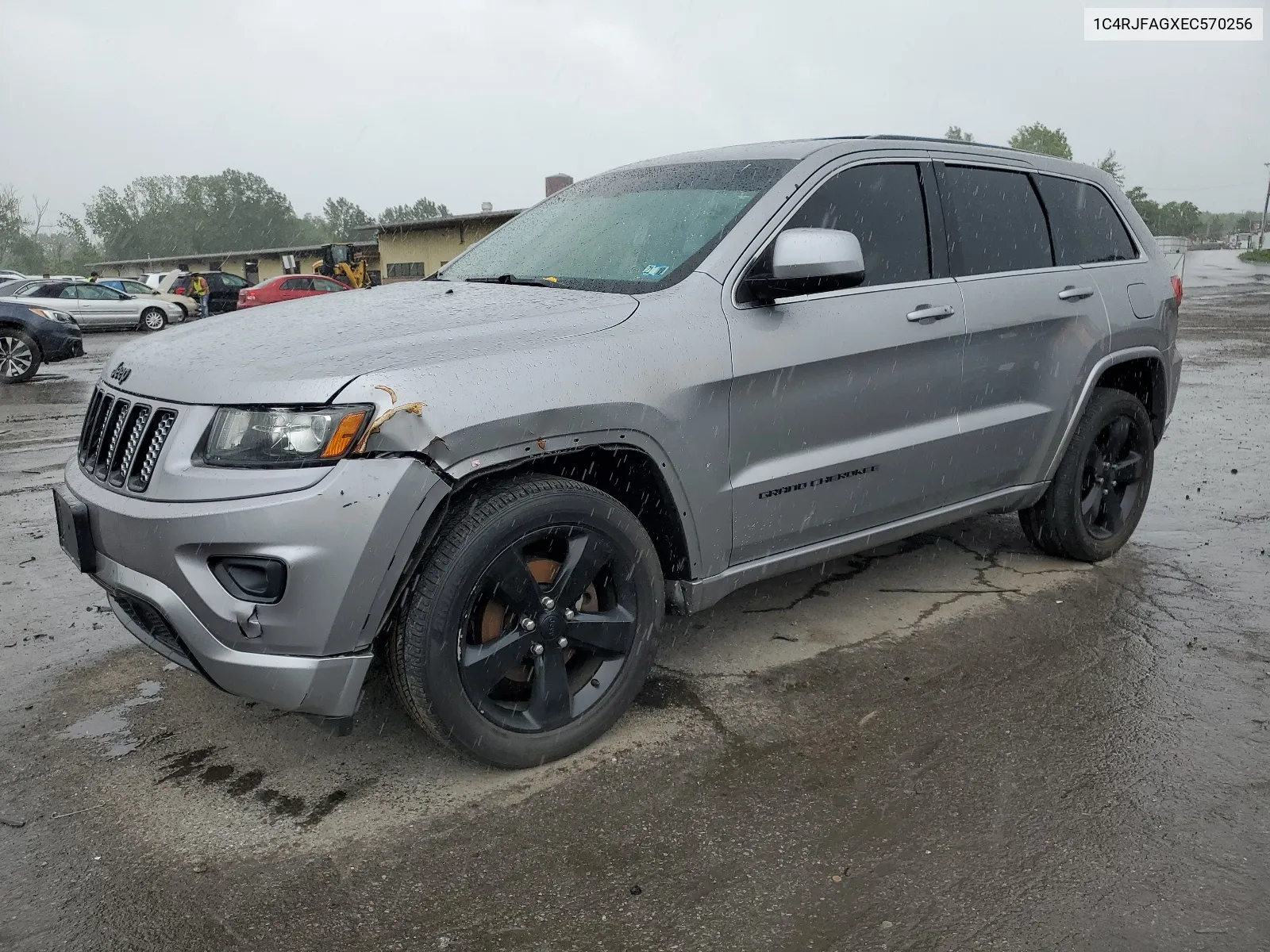 1C4RJFAGXEC570256 2014 Jeep Grand Cherokee Laredo