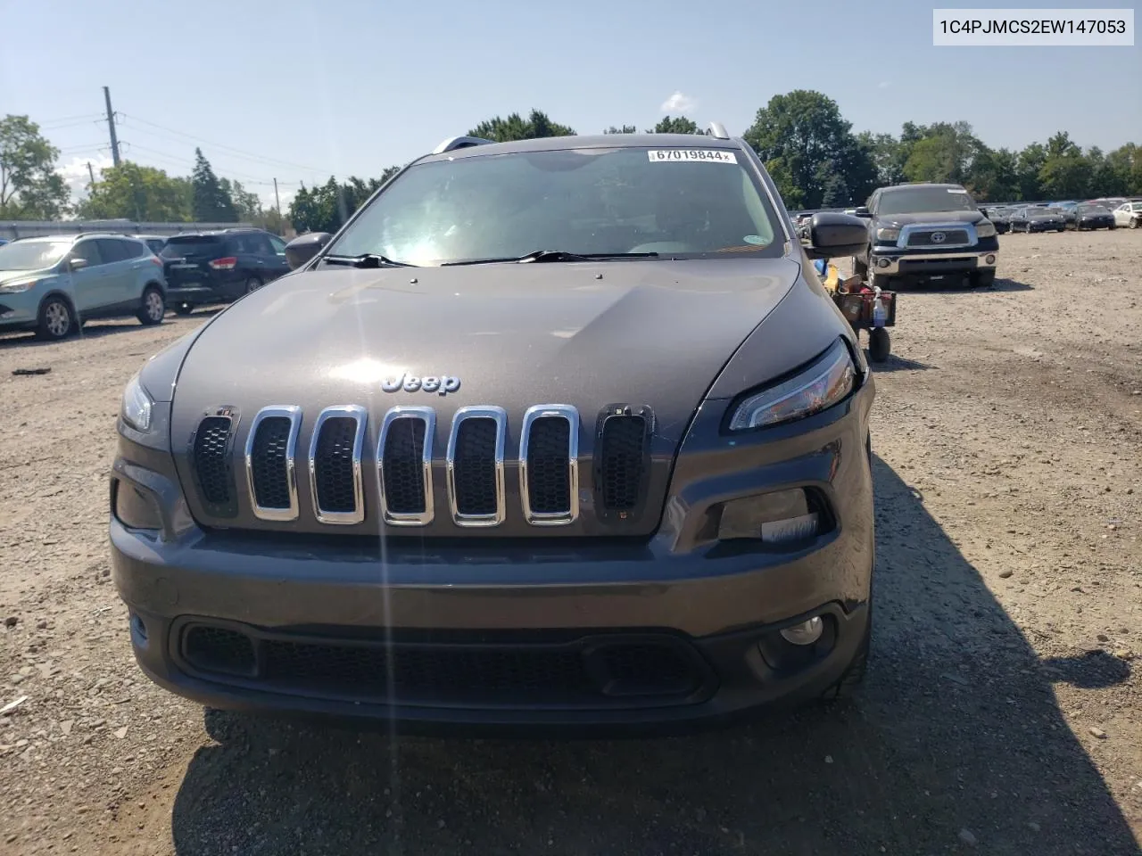 2014 Jeep Cherokee Latitude VIN: 1C4PJMCS2EW147053 Lot: 67019844