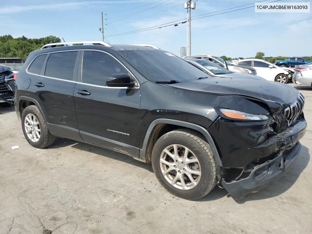 2014 Jeep Cherokee Latitude VIN: 1C4PJMCB6EW163093 Lot: 67022684