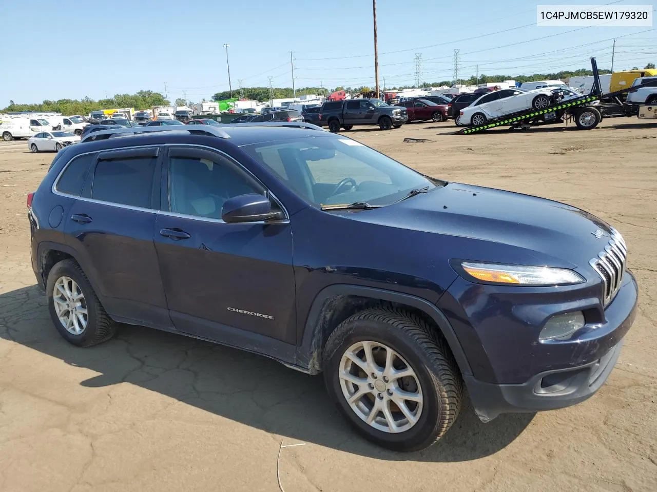 2014 Jeep Cherokee Latitude VIN: 1C4PJMCB5EW179320 Lot: 70030094