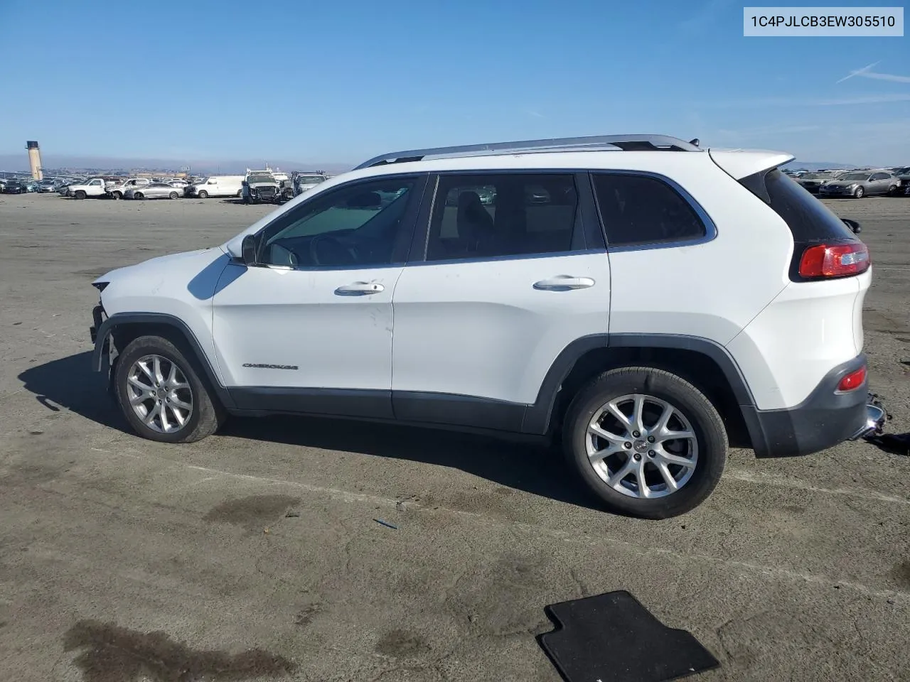 2014 Jeep Cherokee Latitude VIN: 1C4PJLCB3EW305510 Lot: 70758774