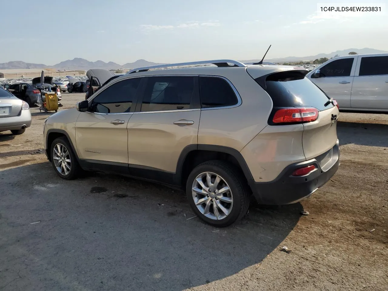 2014 Jeep Cherokee Limited VIN: 1C4PJLDS4EW233831 Lot: 71108664