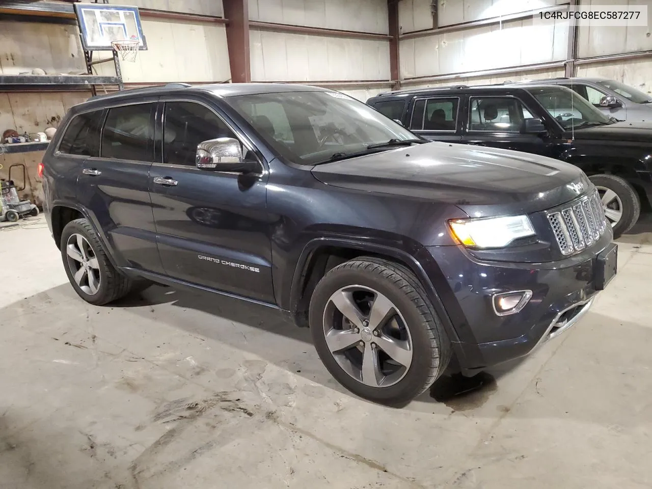 1C4RJFCG8EC587277 2014 Jeep Grand Cherokee Overland