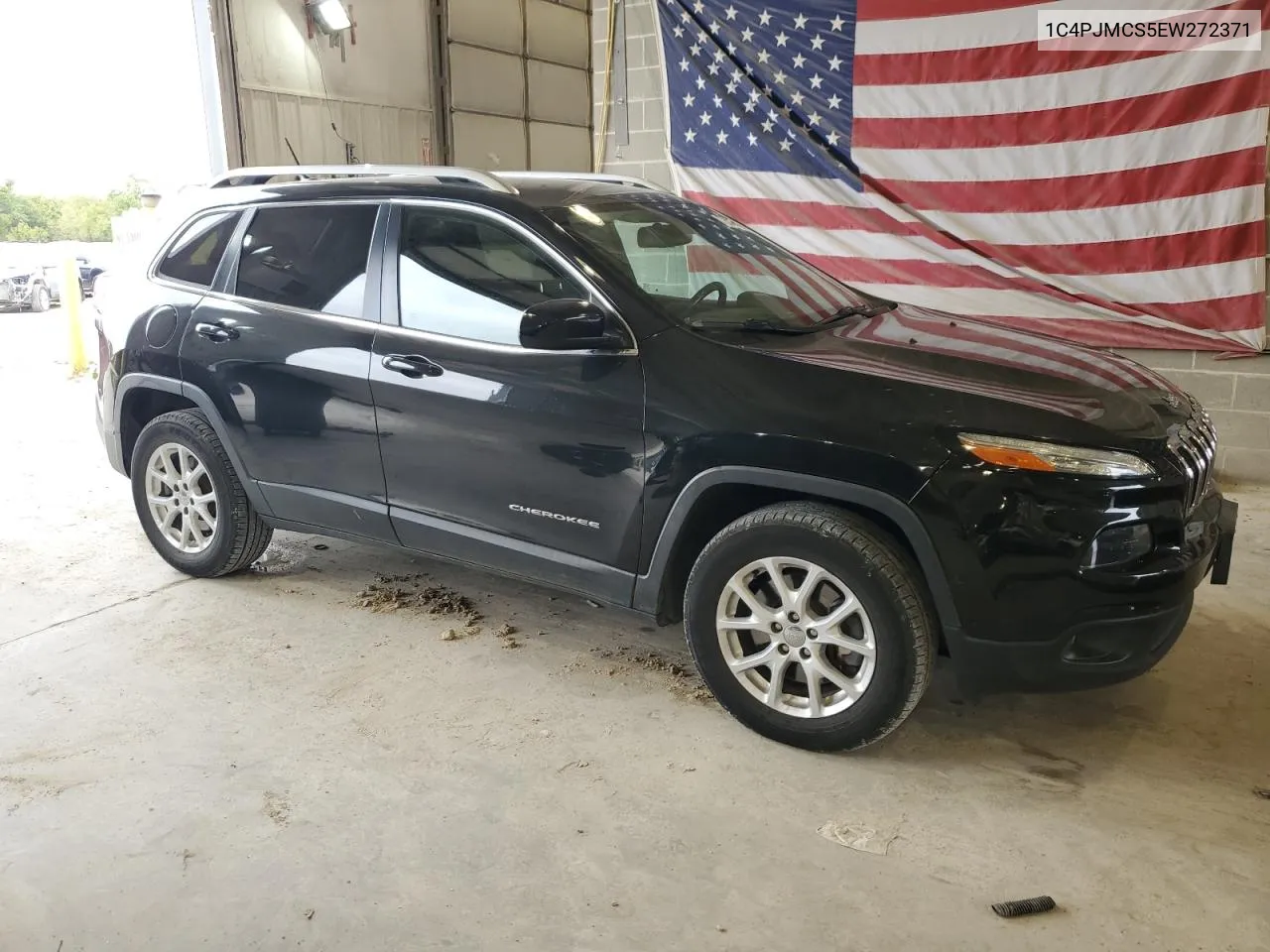 2014 Jeep Cherokee Latitude VIN: 1C4PJMCS5EW272371 Lot: 73374544