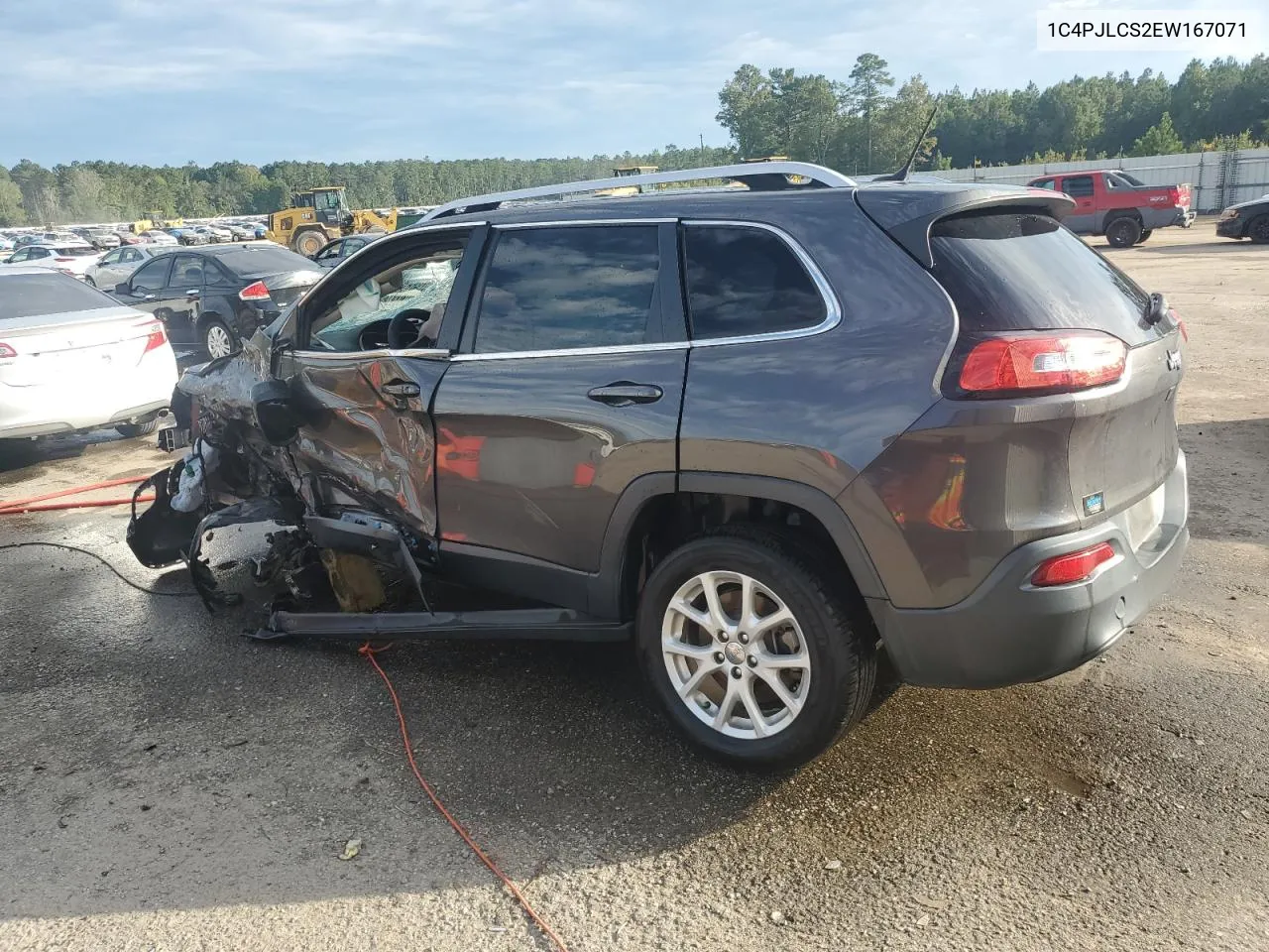 2014 Jeep Cherokee Latitude VIN: 1C4PJLCS2EW167071 Lot: 74105774