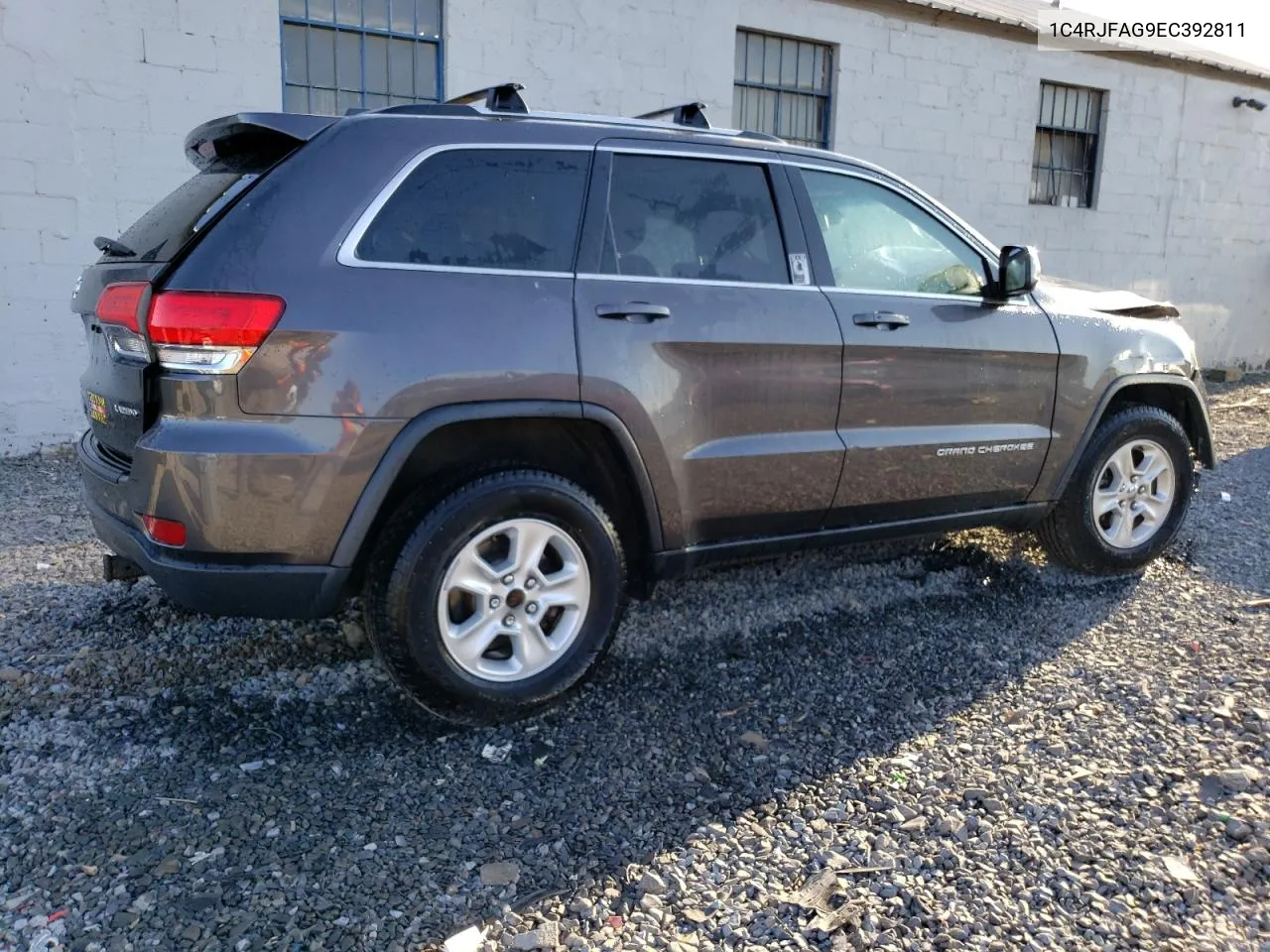 2014 Jeep Grand Cherokee Laredo VIN: 1C4RJFAG9EC392811 Lot: 76019234