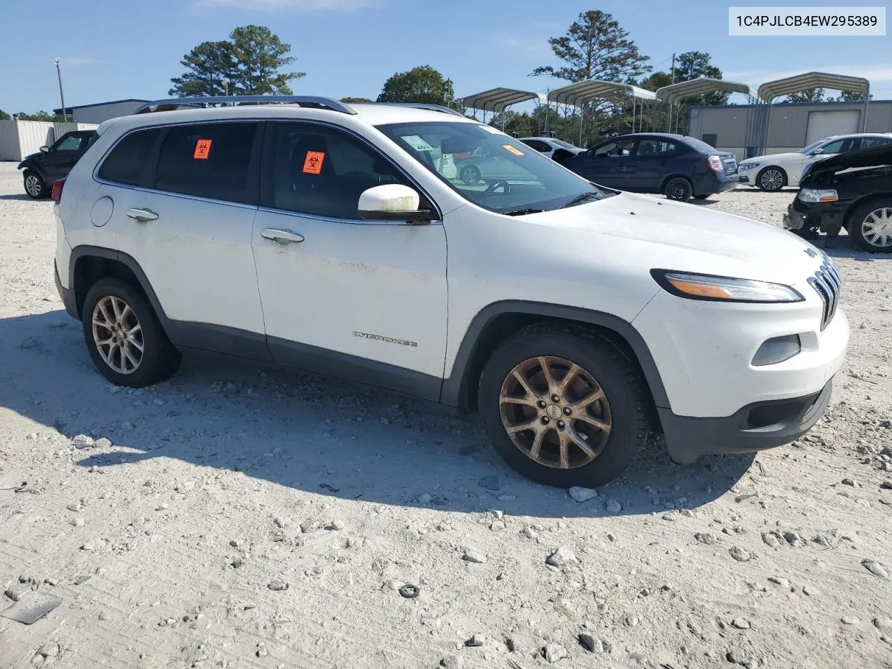 2014 Jeep Cherokee Latitude VIN: 1C4PJLCB4EW295389 Lot: 76173834