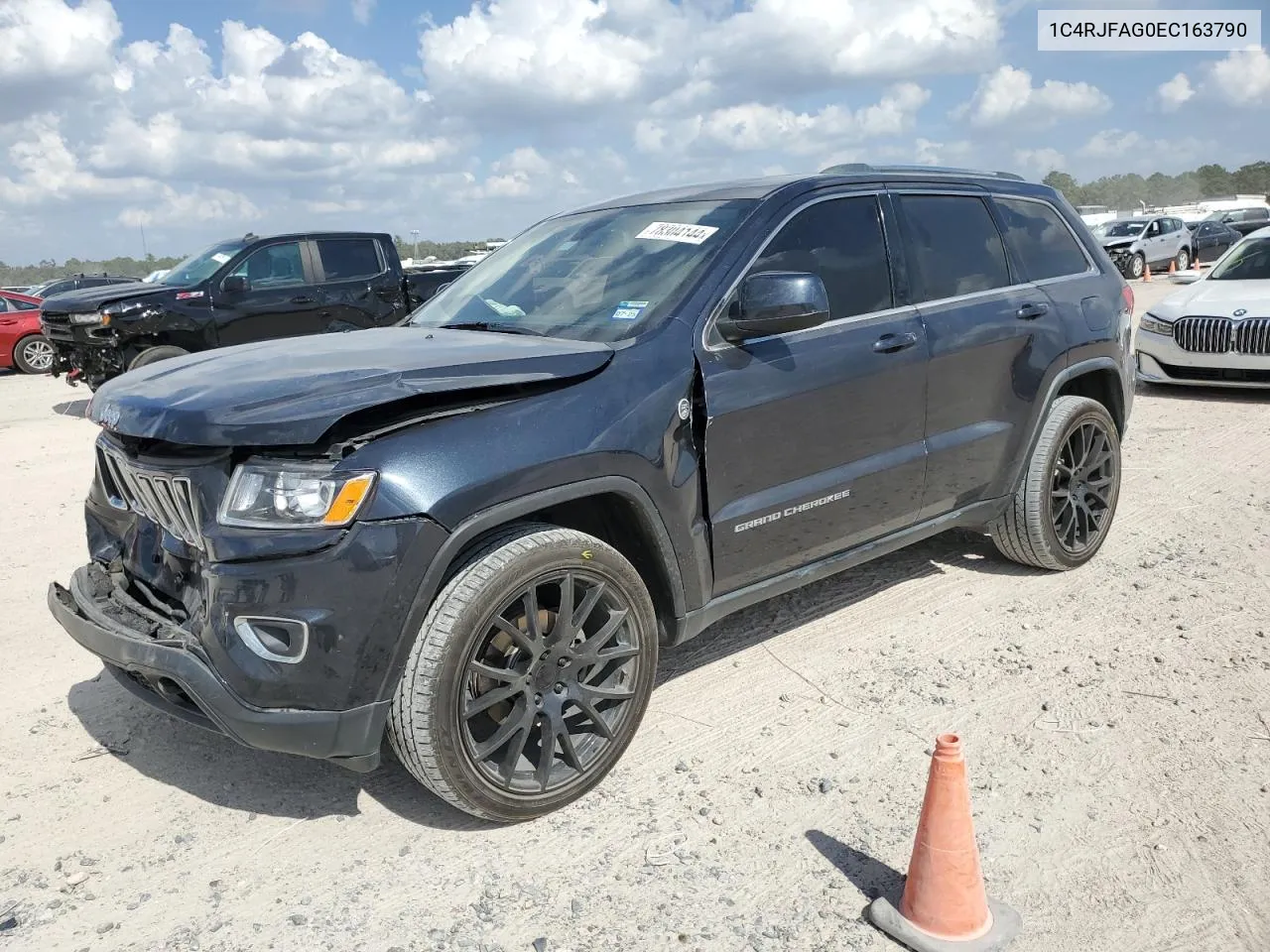 2014 Jeep Grand Cherokee Laredo VIN: 1C4RJFAG0EC163790 Lot: 78304144