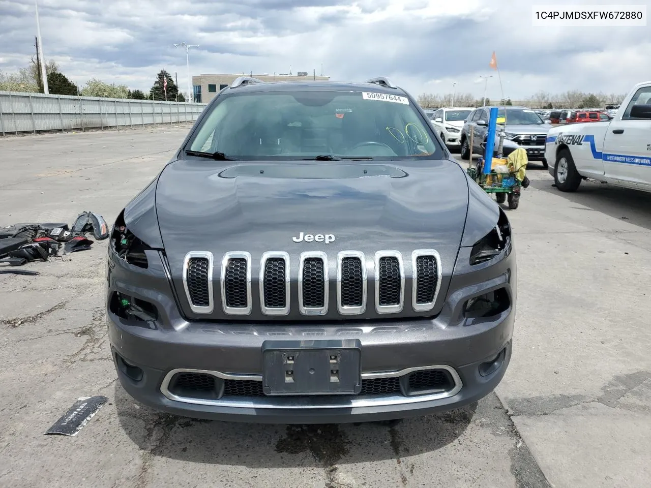 2015 Jeep Cherokee Limited VIN: 1C4PJMDSXFW672880 Lot: 50957644