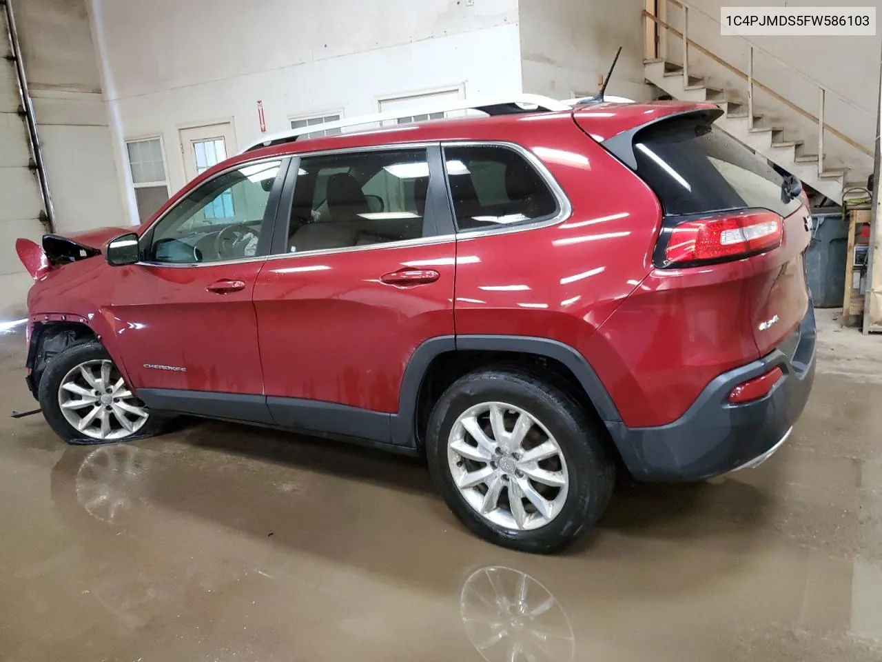 2015 Jeep Cherokee Limited VIN: 1C4PJMDS5FW586103 Lot: 53032264