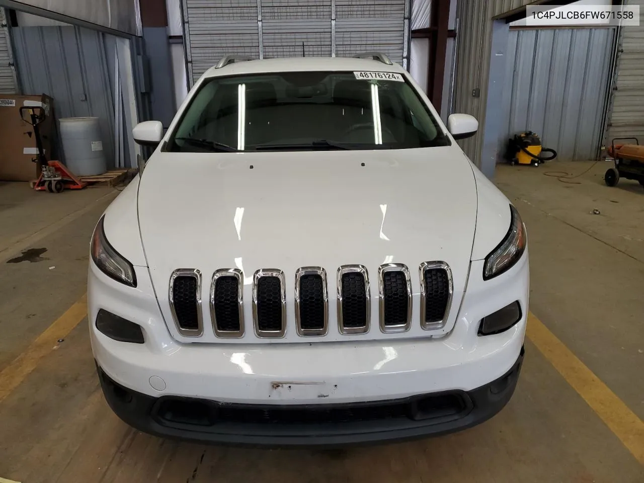 1C4PJLCB6FW671558 2015 Jeep Cherokee Latitude