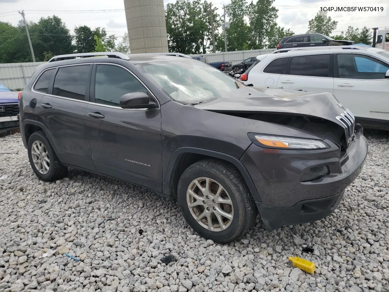 2015 Jeep Cherokee Latitude VIN: 1C4PJMCB5FW570419 Lot: 55214914