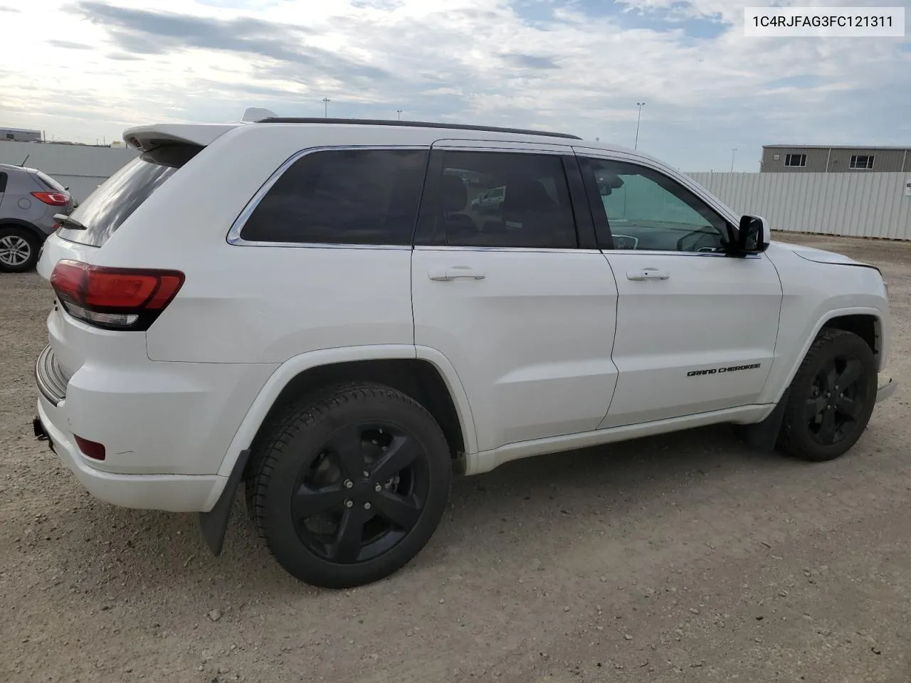 1C4RJFAG3FC121311 2015 Jeep Grand Cherokee Laredo