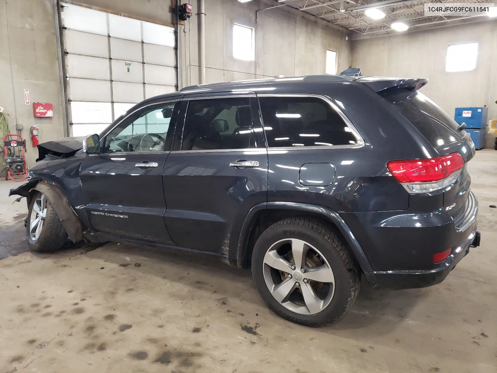 1C4RJFCG9FC611541 2015 Jeep Grand Cherokee Overland