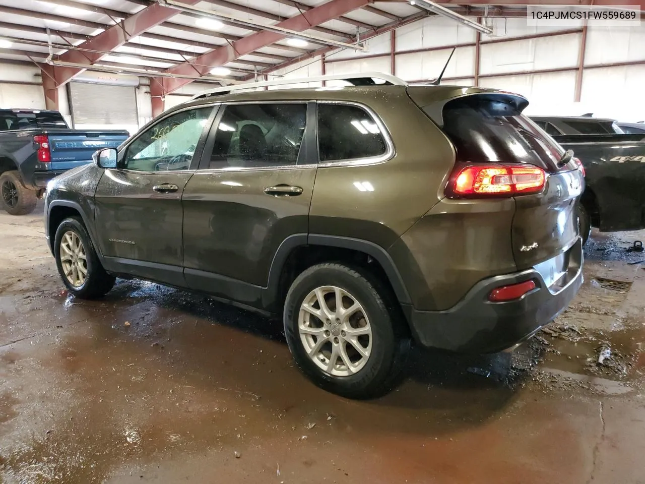 2015 Jeep Cherokee Latitude VIN: 1C4PJMCS1FW559689 Lot: 64221184