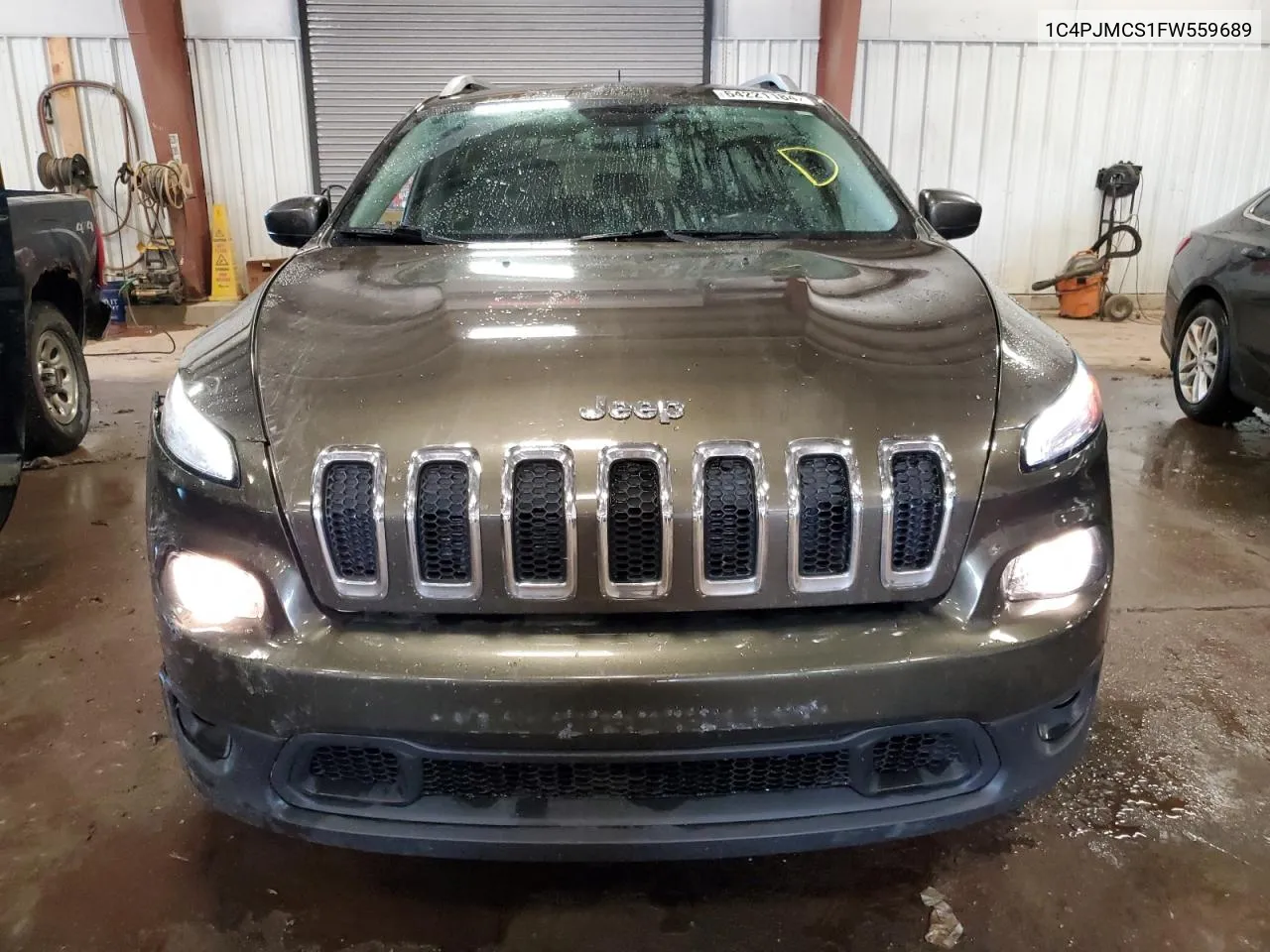 2015 Jeep Cherokee Latitude VIN: 1C4PJMCS1FW559689 Lot: 64221184