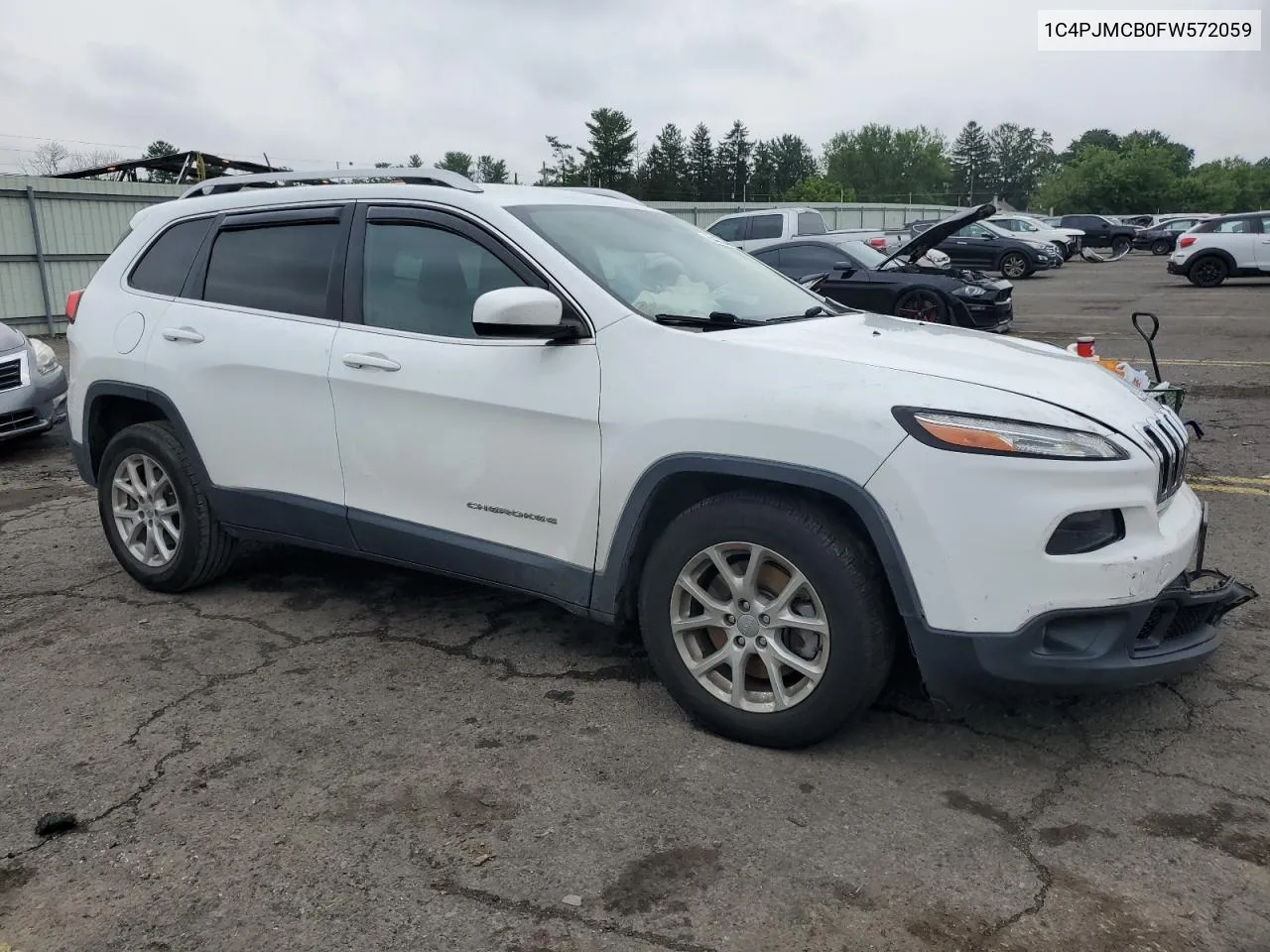 2015 Jeep Cherokee Latitude VIN: 1C4PJMCB0FW572059 Lot: 64423834