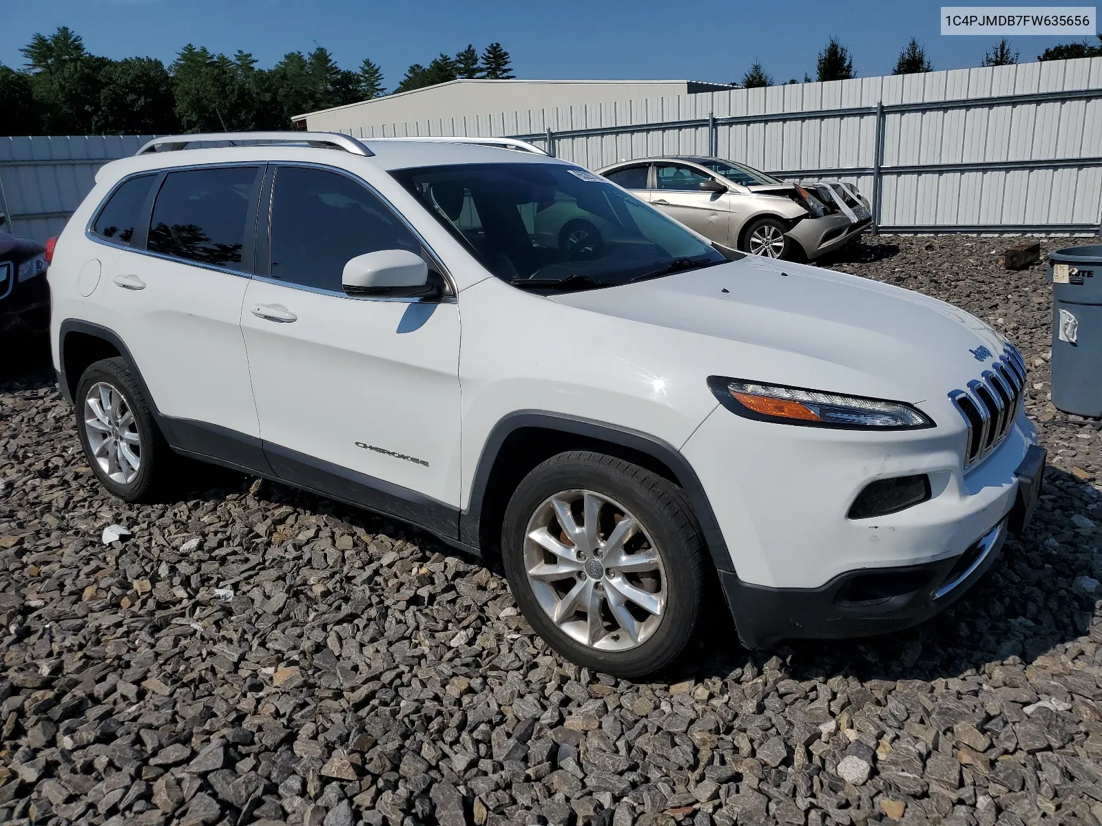 2015 Jeep Cherokee Limited VIN: 1C4PJMDB7FW635656 Lot: 65297784