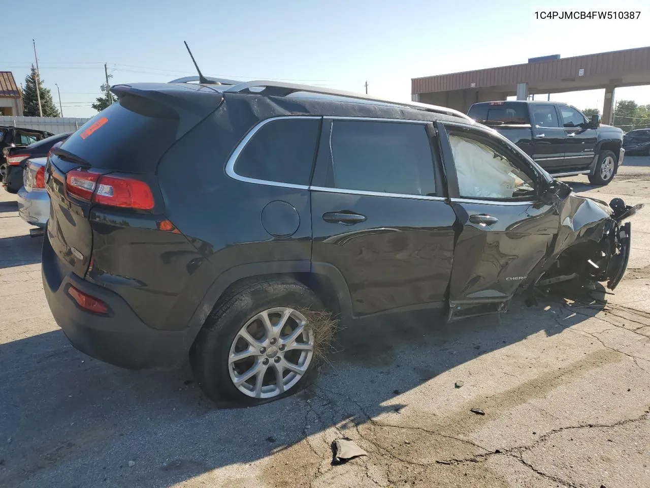 2015 Jeep Cherokee Latitude VIN: 1C4PJMCB4FW510387 Lot: 65645344