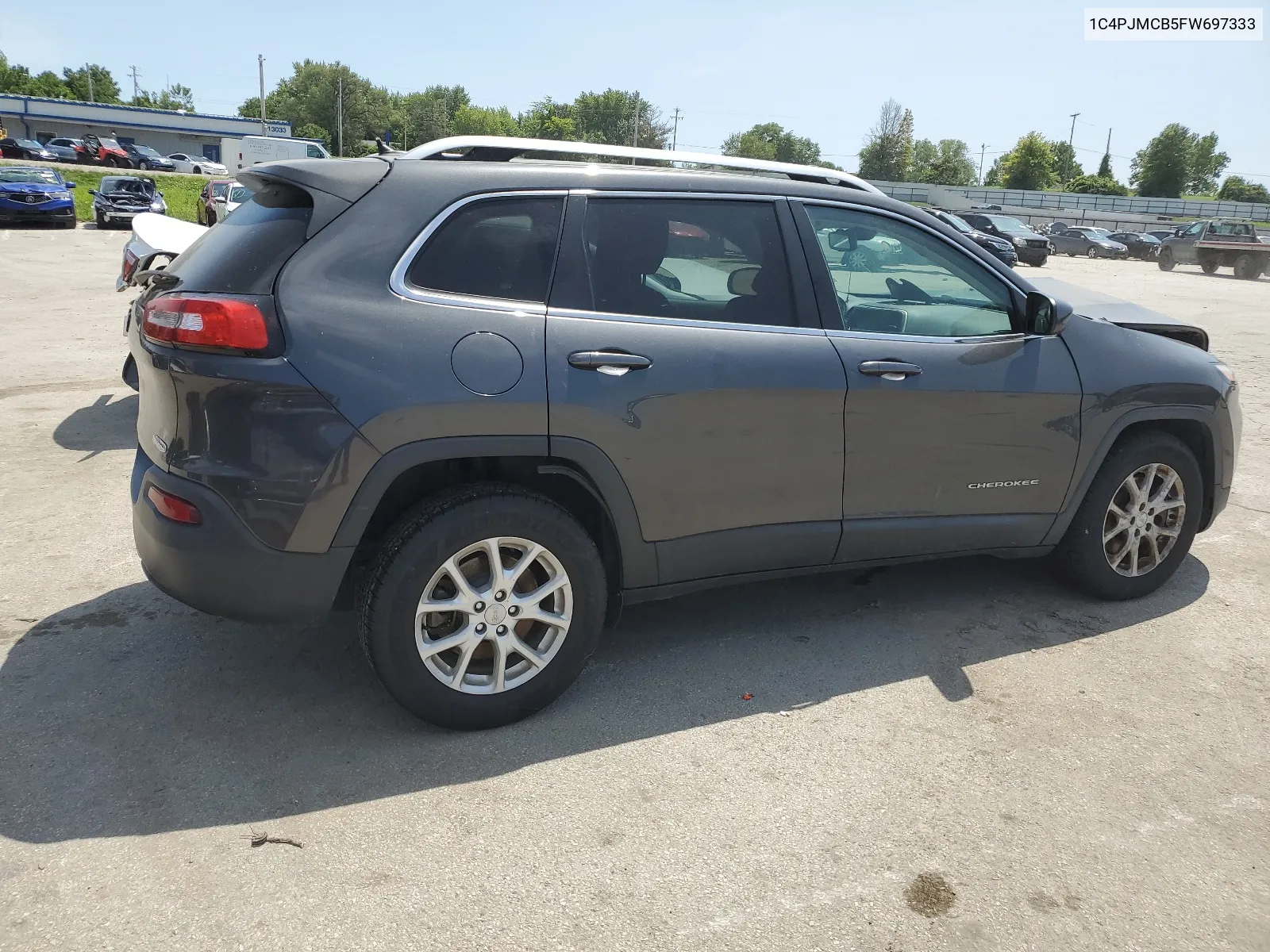 1C4PJMCB5FW697333 2015 Jeep Cherokee Latitude