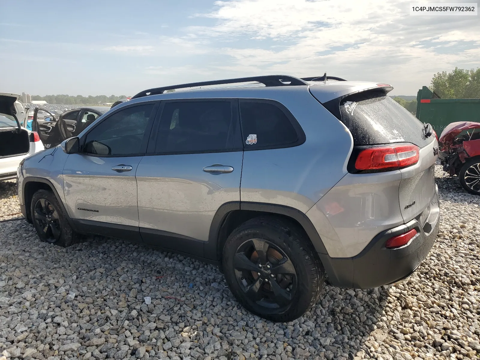 2015 Jeep Cherokee Latitude VIN: 1C4PJMCS5FW792362 Lot: 67649354