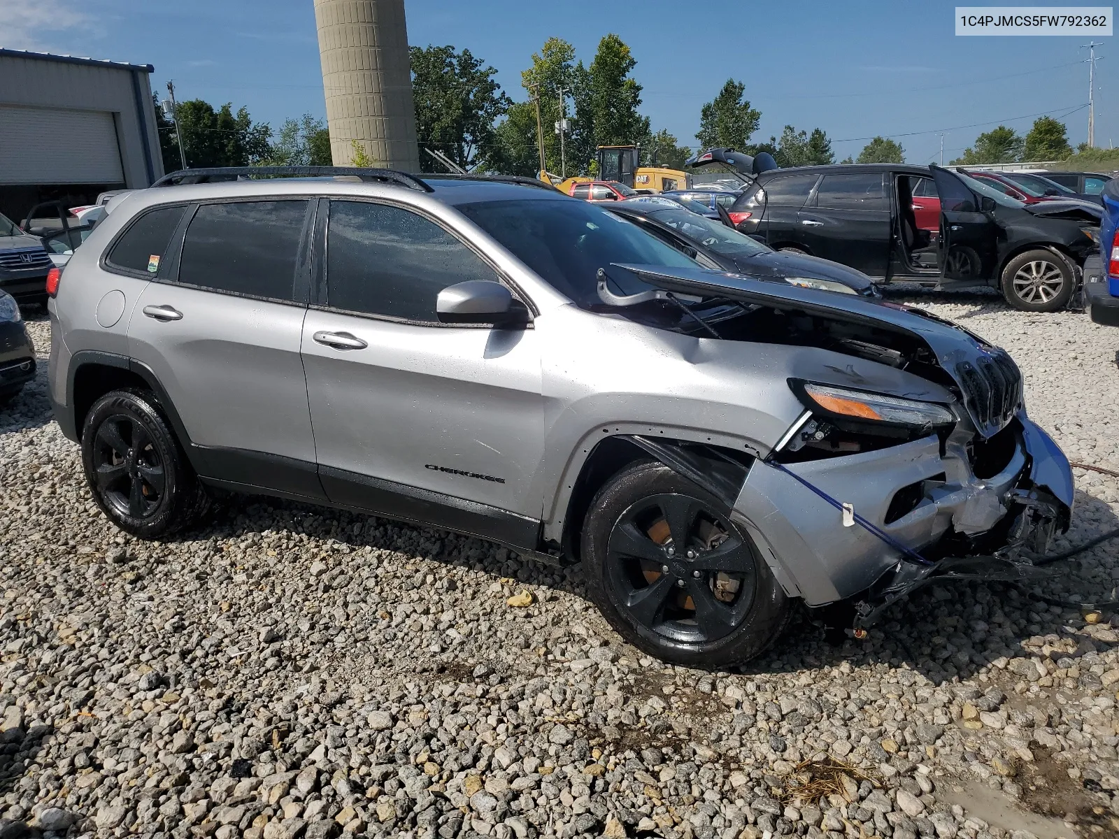 2015 Jeep Cherokee Latitude VIN: 1C4PJMCS5FW792362 Lot: 67649354