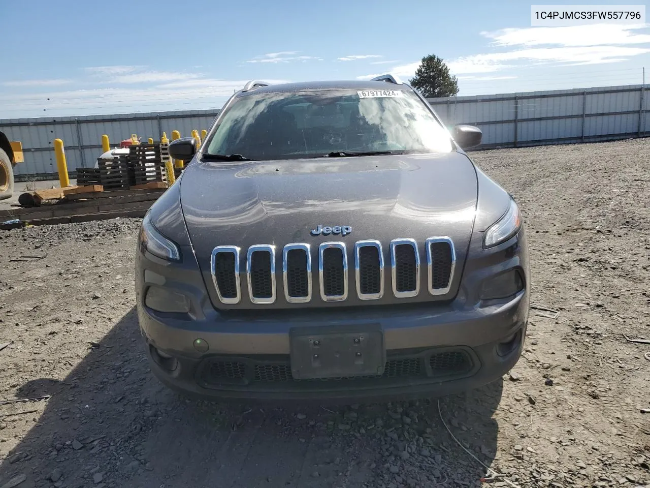 2015 Jeep Cherokee Latitude VIN: 1C4PJMCS3FW557796 Lot: 67977424