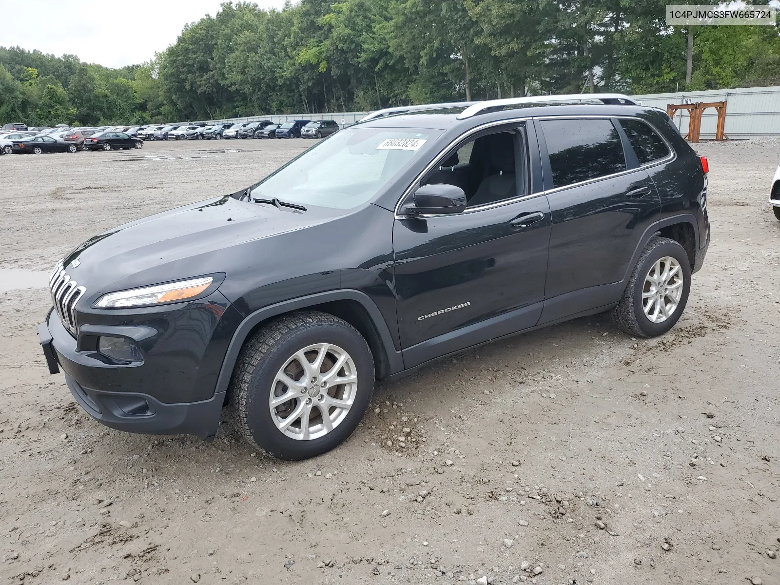 2015 Jeep Cherokee Latitude VIN: 1C4PJMCS3FW665724 Lot: 68032824