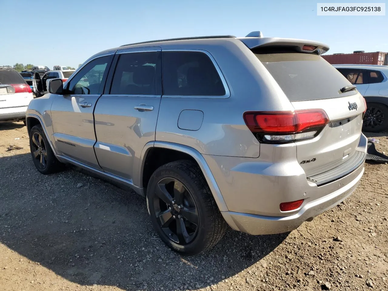 1C4RJFAG3FC925138 2015 Jeep Grand Cherokee Laredo