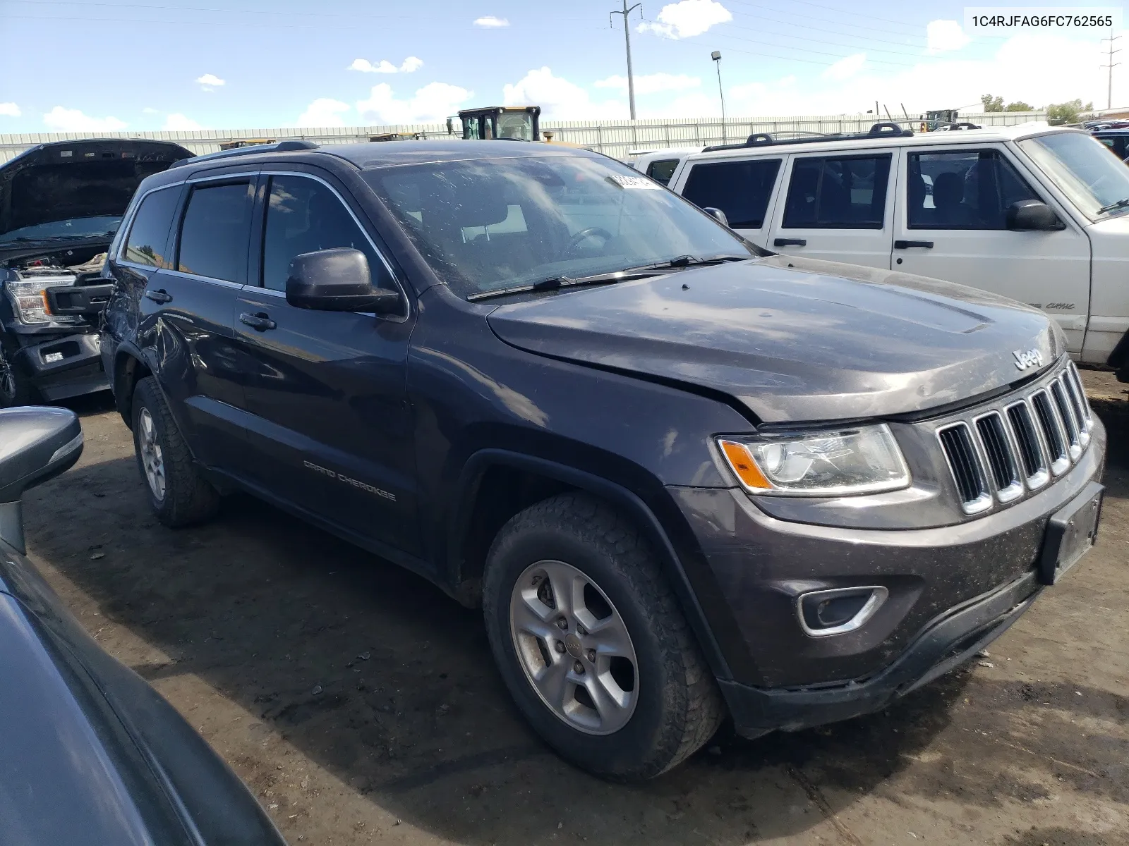 2015 Jeep Grand Cherokee Laredo VIN: 1C4RJFAG6FC762565 Lot: 68294124